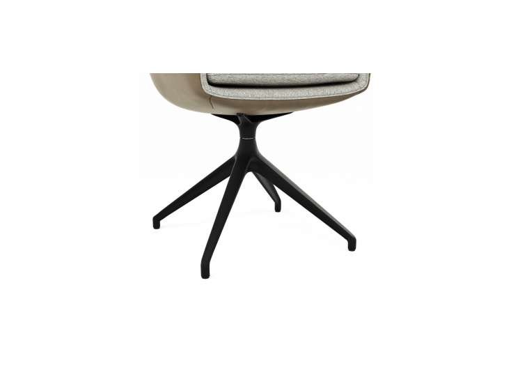 cedf83f60ddbc8d49dd3fd74b5a9502e5b40e158 Global Family Esszimmerstuhl Macano detailbild 1 102255