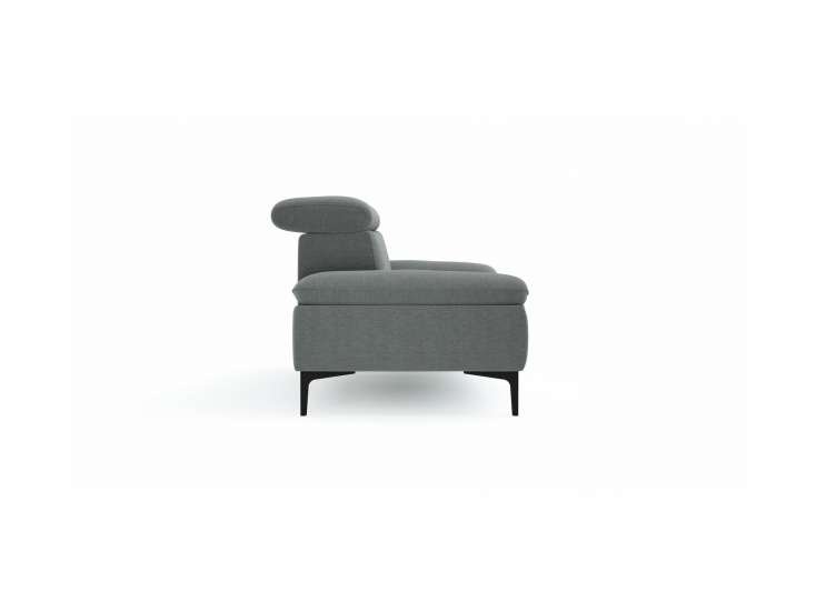 76a7abf1972696230ac82ee910516329f7537fa4 Global Family Sofa Felipa freisteller 1 105060