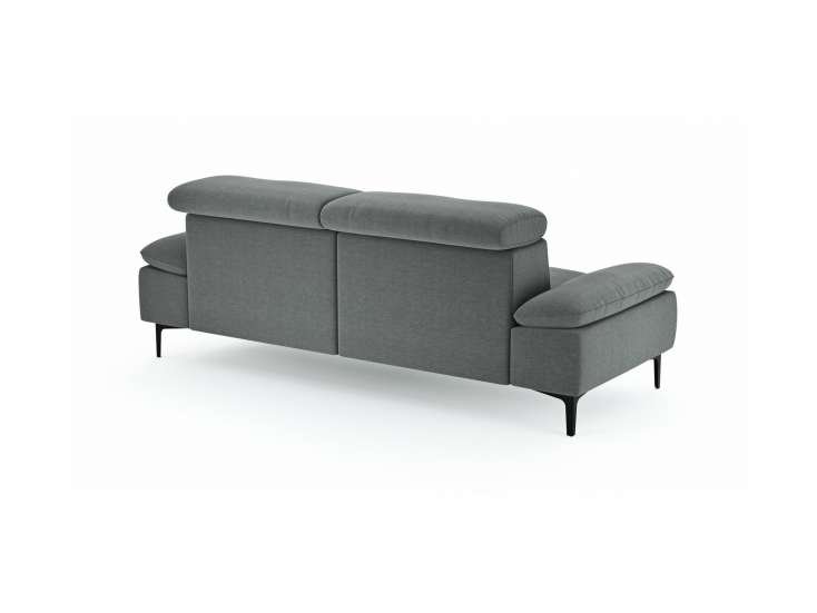 e7d698cfbb636d9a3b709e04a753a57c67b041b2 Global Family Sofa Felipa freisteller 3 105060