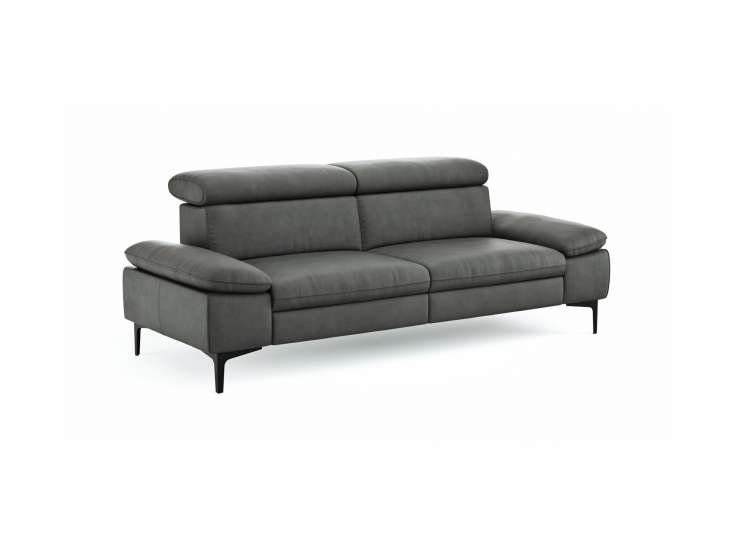 ea35659932b38e8e1d5d2a79d0ea67a824123556 Global Family Sofa Felipa freisteller 2 105134