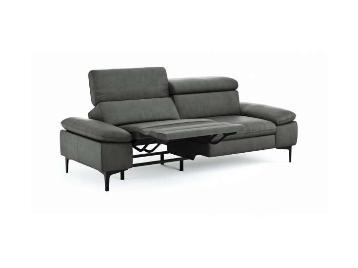 eaeae709b573067fd28b460165ec8feffd8373f1 Global Family Sofa Felipa freisteller 4 105137