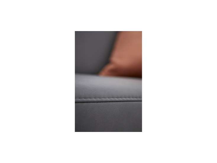 e2cc70a0aab4489a80a0a92f4a23b556185d2a31 Global sofa arima n leder anthrazit detailbild1