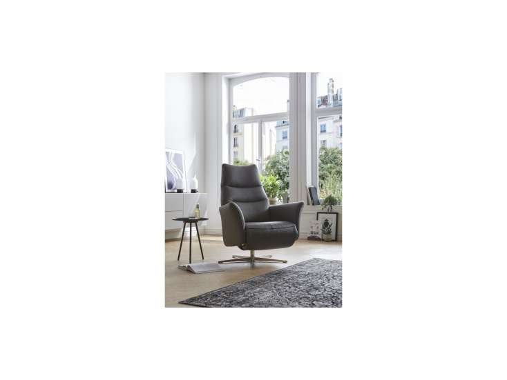 d5ade0f7801cc34bf0befcba8f6584afd04ddd47 Global trona sessel s leder anthrazit milieubild