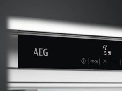 AEG